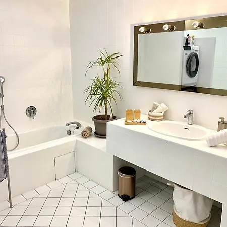 3p 88 M2 Terrasse Et Jardin A 20 Metres De La アパート アンティーブ